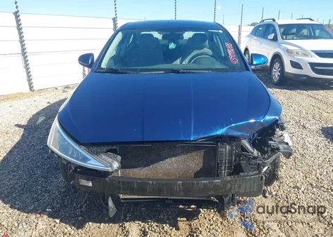 2019 Hyundai Elantra Se z USA, uszkodzony, nr VIN 5NPD74LFXKH496984